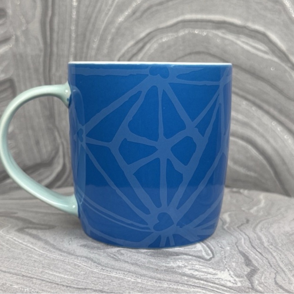 Starbucks Blue Web With Hearts 11oz Mug 2022​​​​ - Picture 2 of 4